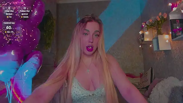 Mika Rayy online show from February 23, 2026, 3:09 pm