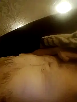 Lukas2204 online show from November 15, 2025, 11:10 pm