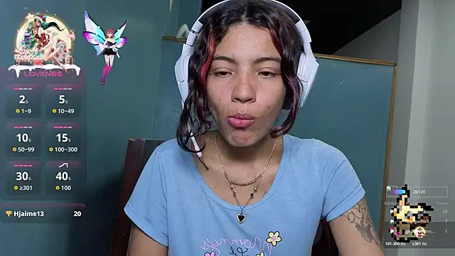 Snapshot of Lovelyamyy chatting on November 14, 2025, 1:54 pm Lovelyamyy online show from November 14, 2025, 1:54 pm