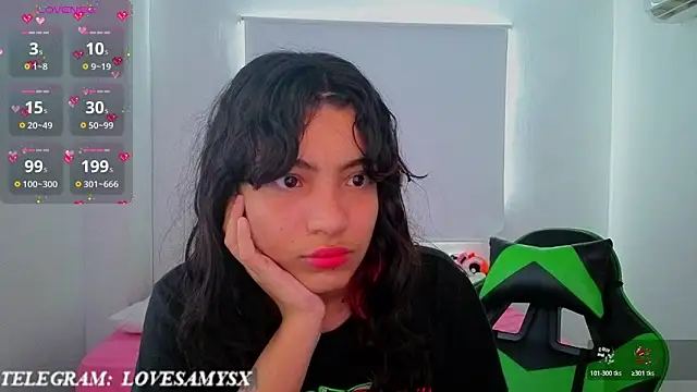 Snapshot of Lovelyamyy chatting on May 12, 2026, 8:17 pm Lovelyamyy online show from May 12, 2026, 8:17 pm