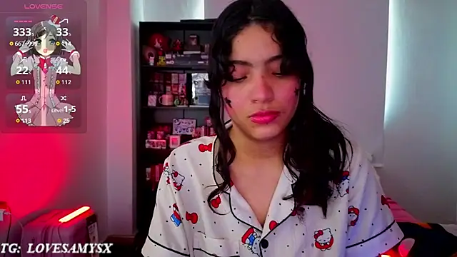 Snapshot of Lovelyamyy chatting on June 17, 2026, 2:07 pm Lovelyamyy online show from June 17, 2026, 2:07 pm