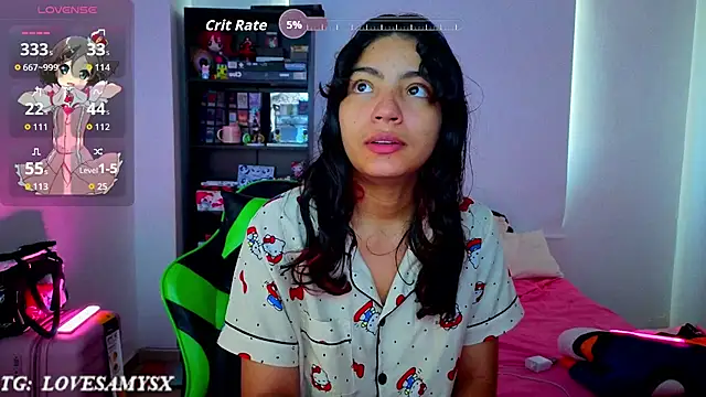 Lovelyamyy online show from June 19, 2026, 2:21 pm