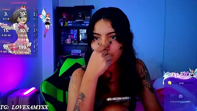 Lovelyamyy online show from June 23, 2026, 3:37 am