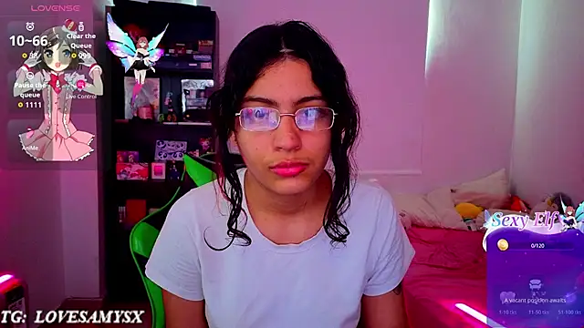 Lovelyamyy online show from July 6, 2026, 9:17 pm