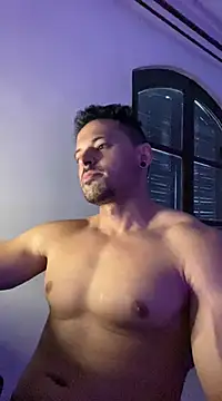 Snapshot of Lucasfit24 chatting on February 26, 2025, 12:25 pm Lucasfit24 online show from February 26, 2025, 12:25 pm