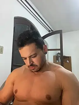 Snapshot of Lucasfit24 chatting on March 16, 2025, 11:49 am Lucasfit24 online show from March 16, 2025, 11:49 am