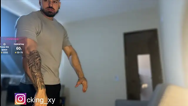 Snapshot of Lucasfit24 chatting on October 8, 2025, 3:53 pm Lucasfit24 online show from October 8, 2025, 3:53 pm