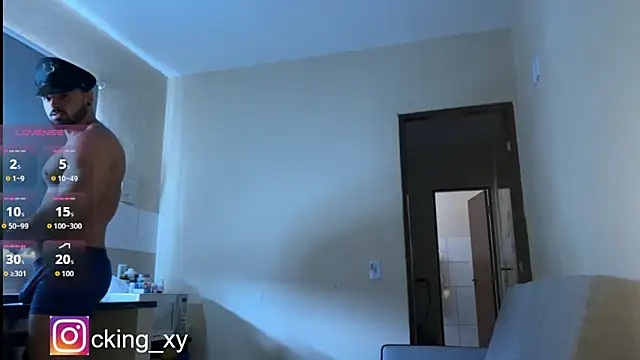 Snapshot of Lucasfit24 chatting on October 13, 2025, 3:45 pm Lucasfit24 online show from October 13, 2025, 3:45 pm