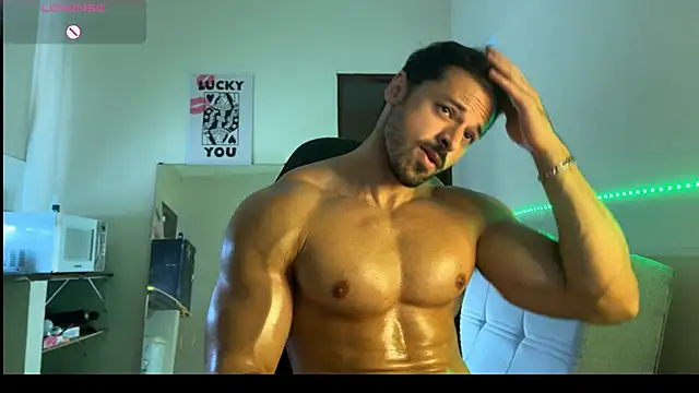 Snapshot of Lucasfit24 chatting on March 5, 2026, 2:13 pm Lucasfit24 online show from March 5, 2026, 2:13 pm