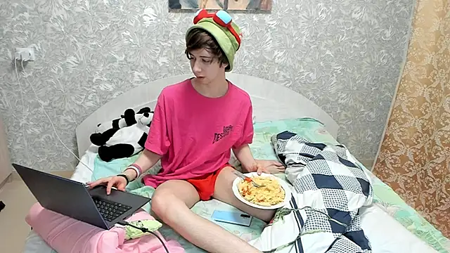 Timothy Fox online show from February 2, 2025, 1:02 am