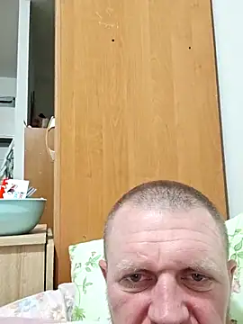 Snapshot of RUUsslan1203 chatting on April 18, 2026, 12:58 am RUUsslan1203 online show from April 18, 2026, 12:58 am