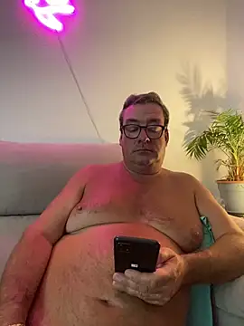 Snapshot of MountJohnXL chatting on May 6, 2026, 1:36 am MountJohnXL online show from May 6, 2026, 1:36 am