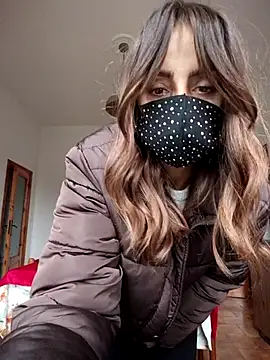 Snapshot of Akemi_rossi chatting on November 28, 2025, 9:45 am Akemi rossi online show from November 28, 2025, 9:45 am