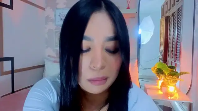 Snapshot of CharlotteGraay chatting on May 9, 2026, 7:41 pm CharlotteGraay online show from May 9, 2026, 7:41 pm