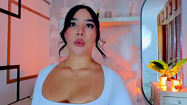 CharlotteGraay online show from July 31, 2026, 7:46 pm