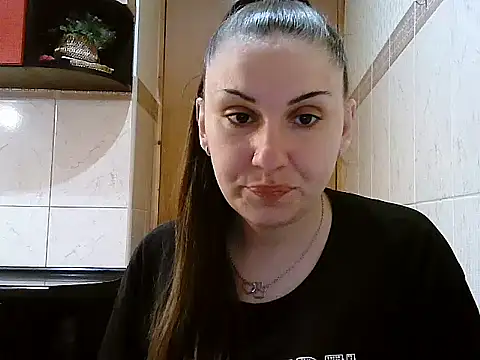 Yuliia30 online show from April 25, 2026, 4:26 pm