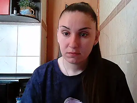 Snapshot of Yuliia30 chatting on May 9, 2026, 7:35 am Yuliia30 online show from May 9, 2026, 7:35 am
