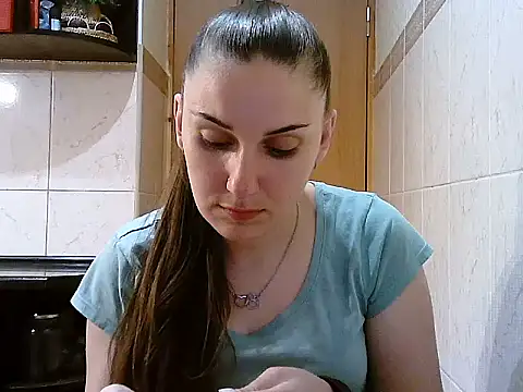 Snapshot of Yuliia30 chatting on May 26, 2026, 4:03 pm Yuliia30 online show from May 26, 2026, 4:03 pm