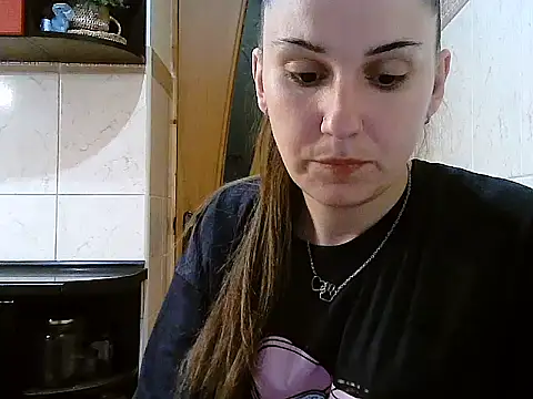 Snapshot of Yuliia30 chatting on May 31, 2026, 6:09 pm Yuliia30 online show from May 31, 2026, 6:09 pm