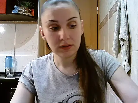 Snapshot of Yuliia30 chatting on June 4, 2026, 4:57 pm Yuliia30 online show from June 4, 2026, 4:57 pm