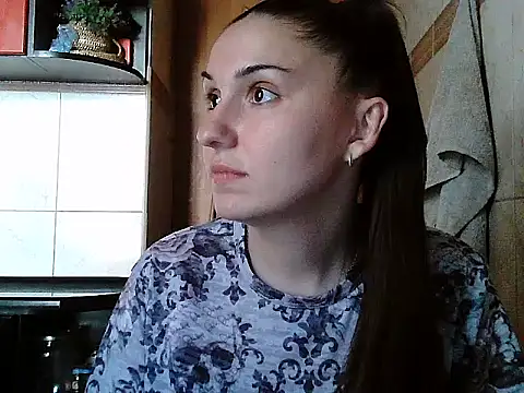 Snapshot of Yuliia30 chatting on June 5, 2026, 2:12 pm Yuliia30 online show from June 5, 2026, 2:12 pm