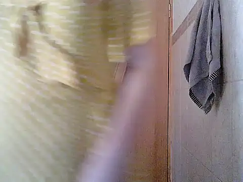 Snapshot of Yuliia30 chatting on June 19, 2026, 1:04 pm Yuliia30 online show from June 19, 2026, 1:04 pm