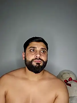 Snapshot of Mehmet2304 chatting on February 1, 2025, 10:44 pm Mehmet2304 online show from February 1, 2025, 10:44 pm