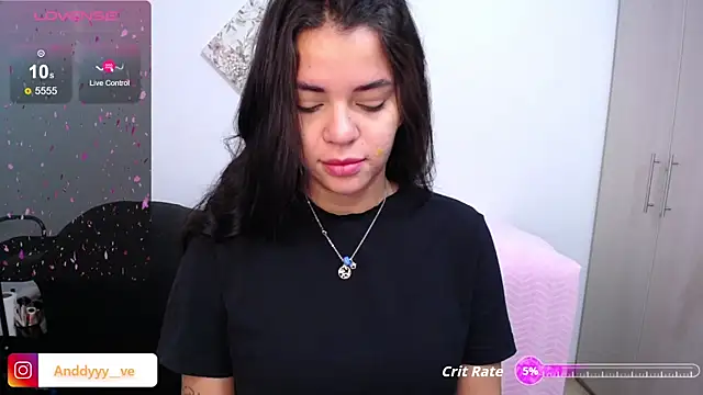 Anddyy   online show from October 22, 2025, 1:11 pm