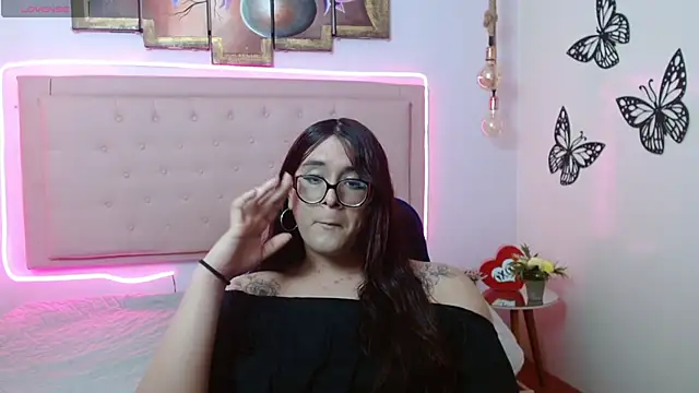 kathepickmanx online show from January 6, 2026, 5:11 am