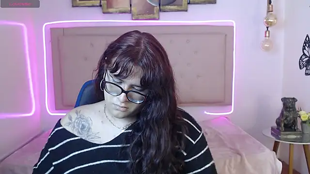 kathepickmanx online show from April 26, 2026, 3:37 am