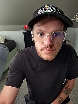 SoxxyNsh online show from October 4, 2025, 4:16 pm