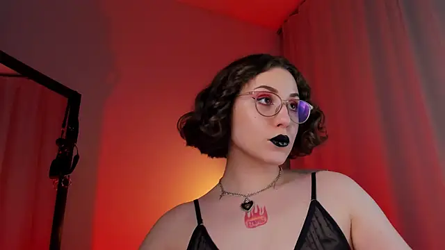 Snapshot of Eva_Moss_ chatting on March 5, 2025, 3:18 am Eva Moss online show from March 5, 2025, 3:18 am