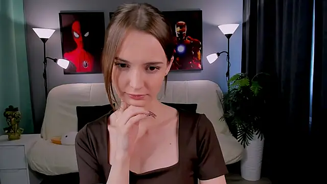 SamanthaaaWalker online show from May 21, 2026, 9:05 am