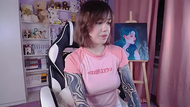 Snapshot of Catharsisi chatting on January 16, 2025, 6:37 pm Catharsisi online show from January 16, 2025, 6:37 pm