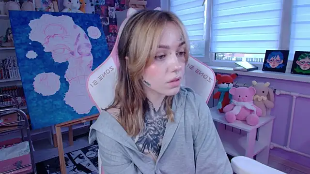 Snapshot of Catharsisi chatting on September 24, 2025, 3:04 pm Catharsisi online show from September 24, 2025, 3:04 pm