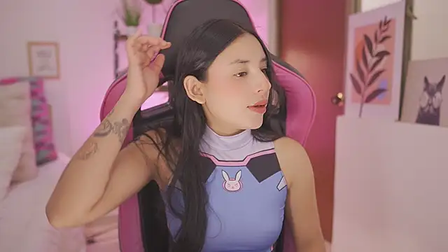 Hade collinss online show from January 8, 2026, 6:21 pm