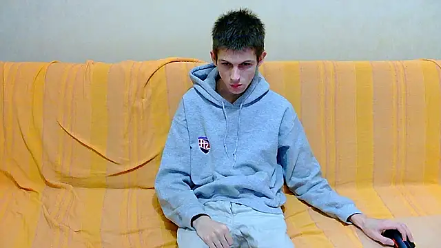 Lester Broo online show from February 19, 2026, 8:27 pm