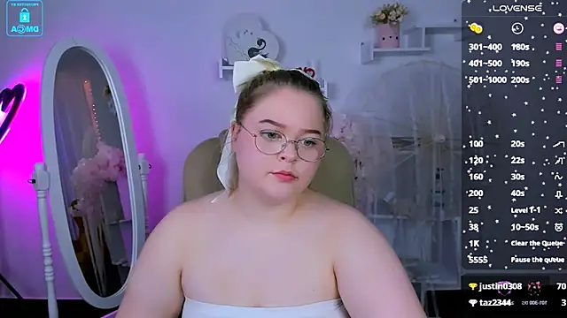 Snapshot of Erica__Alta chatting on January 25, 2025, 12:26 pm Erica Alta online show from January 25, 2025, 12:26 pm