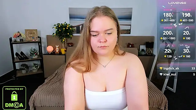 Snapshot of Erica__Alta chatting on March 11, 2025, 12:39 pm Erica Alta online show from March 11, 2025, 12:39 pm