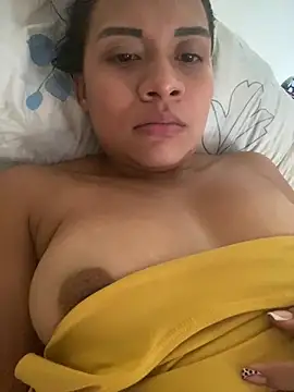 Snapshot of Yessica_832 chatting on February 23, 2025, 6:34 pm Yessica 832 online show from February 23, 2025, 6:34 pm