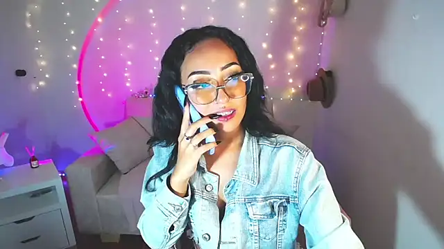 Snapshot of victoria_ricci_a chatting on March 13, 2025, 2:16 am victoria ricci a online show from March 13, 2025, 2:16 am