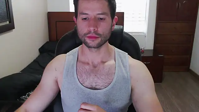 Snapshot of hairyncuteass chatting on January 31, 2025, 9:37 pm hairyncuteass online show from January 31, 2025, 9:37 pm