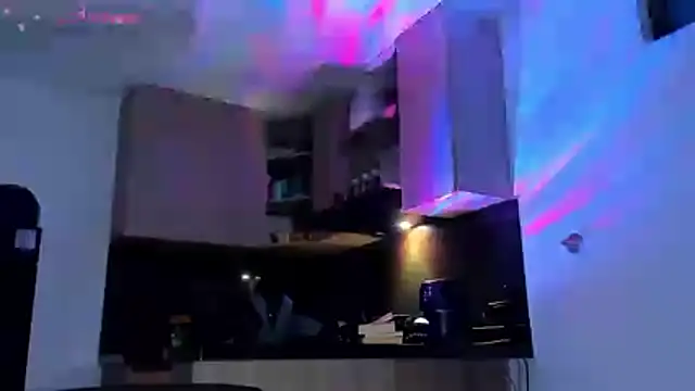 austinoficial online show from April 23, 2026, 11:29 pm