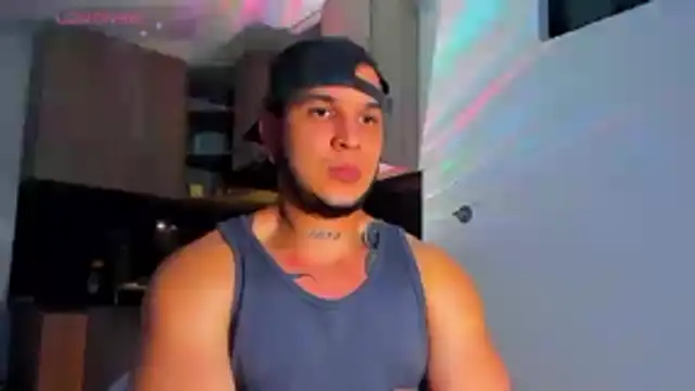 austinoficial online show from April 26, 2026, 11:02 pm