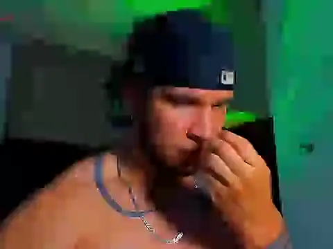 austinoficial online show from May 7, 2026, 10:59 pm