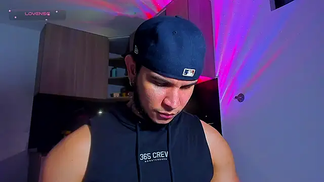austinoficial online show from May 9, 2026, 12:05 am