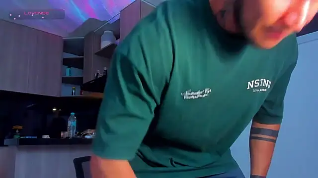 austinoficial online show from May 22, 2026, 9:31 pm