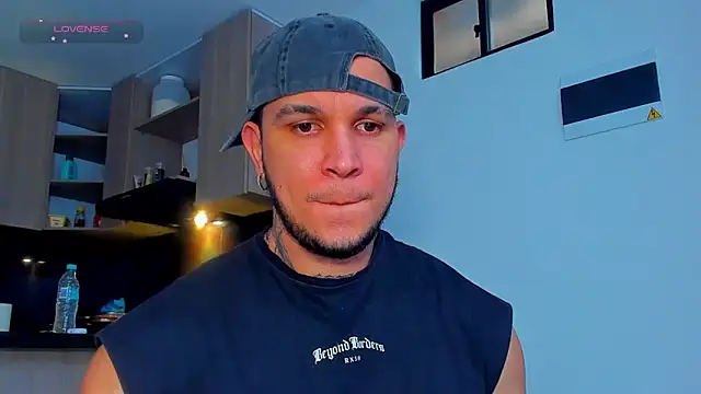 austinoficial online show from May 25, 2026, 10:05 pm