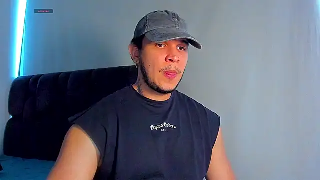 austinoficial online show from August 1, 2026, 9:25 pm