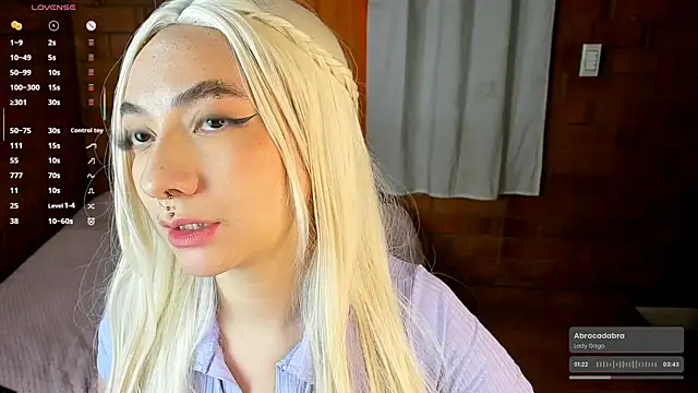 Snapshot of Annycolin_ chatting on March 8, 2025, 11:49 pm Annycolin online show from March 8, 2025, 11:49 pm